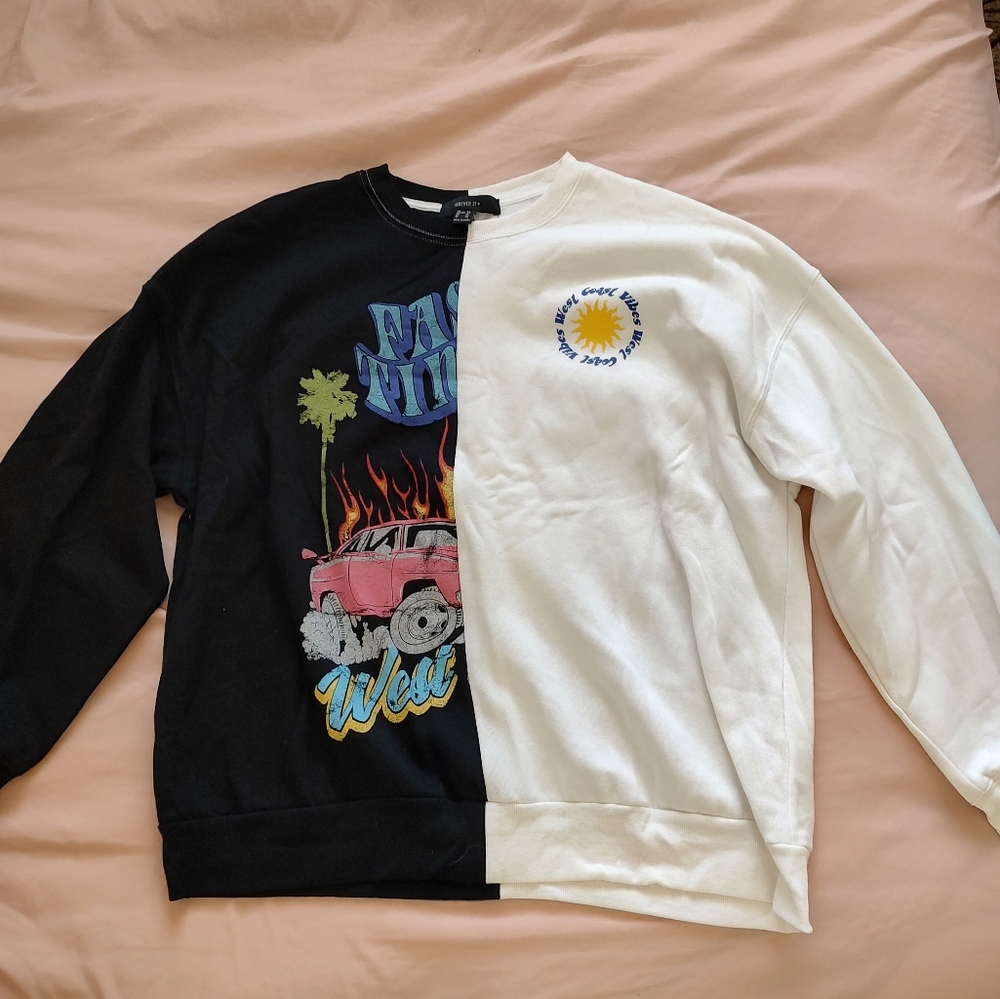 Forever 21 Black and White Graphic Crewneck Sweater